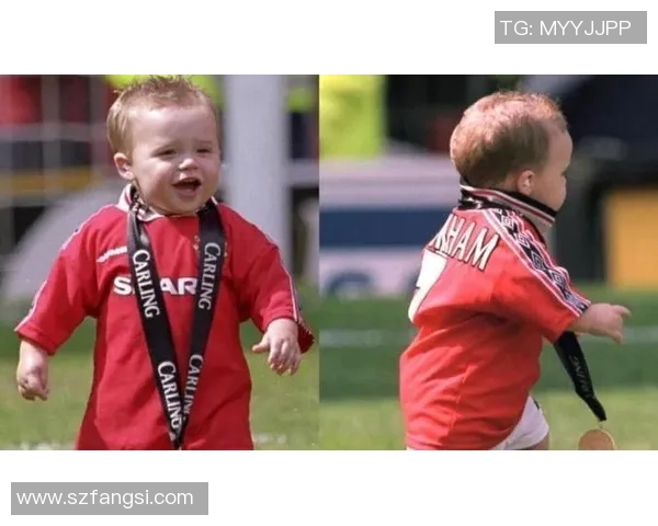 足球明星背后的奇葩家人揭秘视频让你大开眼界不容错过的趣味瞬间