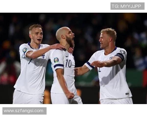 欧洲足球明星场下穿搭风格大揭秘时尚与个性的完美结合